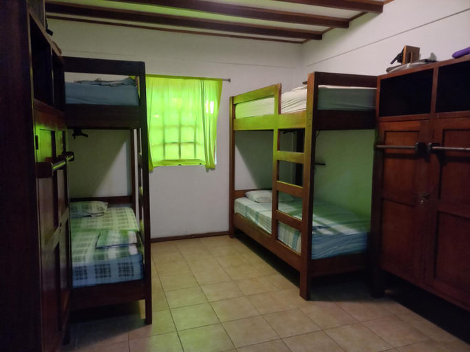 Others 3, Pagalu Hostel, Talamanca