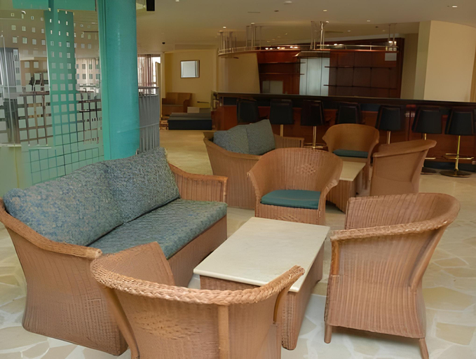 Others 4, Adi Hotel