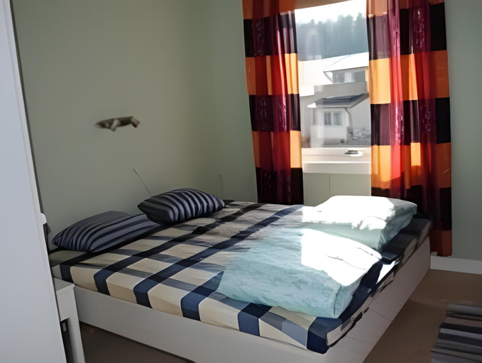 Bedroom 2, The Visitor Stugby, Mellerud