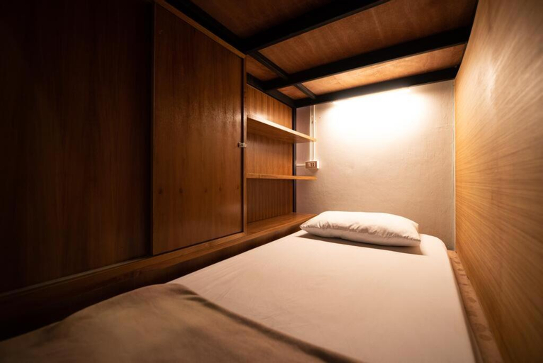 Bedroom 13