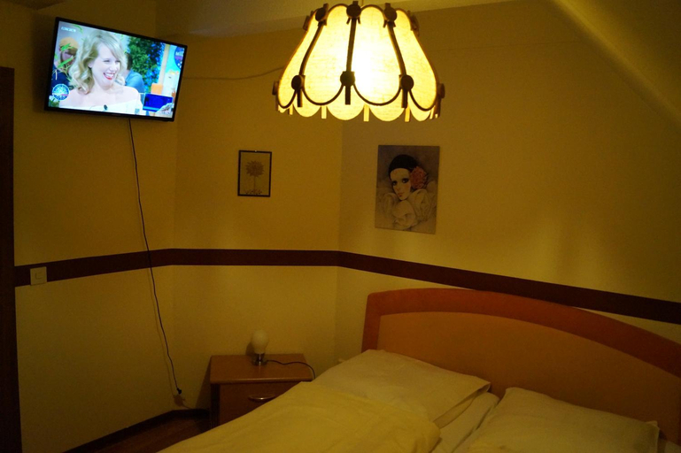 Bedroom 3, La Fontana, Goslar