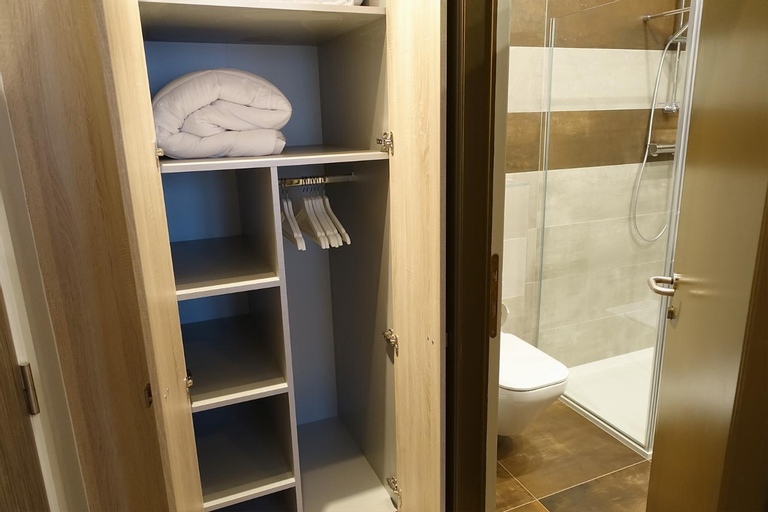 Bathroom 4