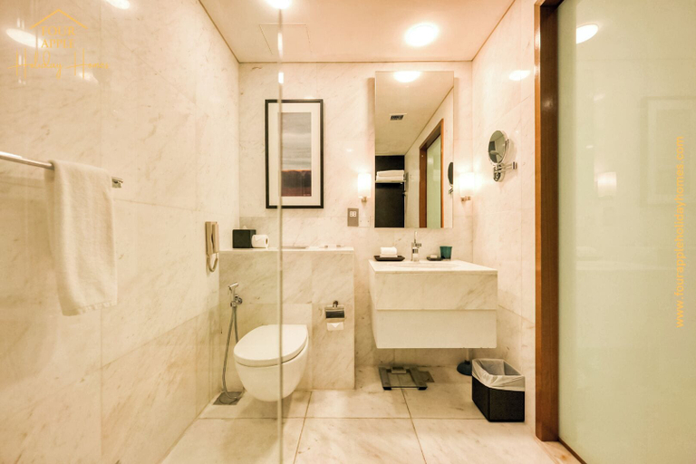 Bathroom 4, Peaceful Studio with Burj Khalifa View, Dubai
