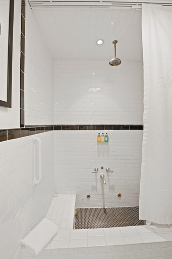 Bathroom 3, The James Madison Inn, Morgan