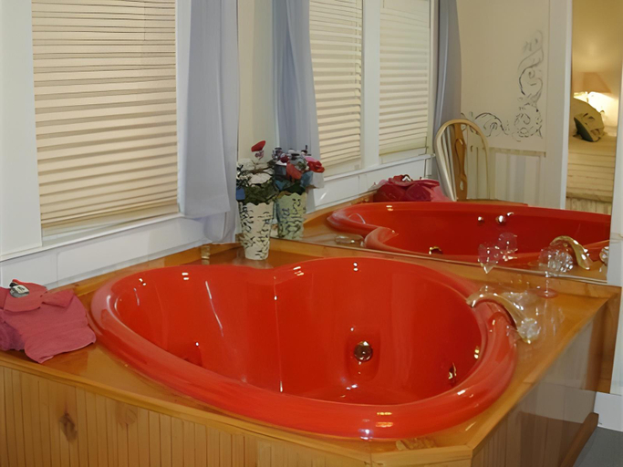 Bathroom 1, Black Forest Bed & Breakfast, White