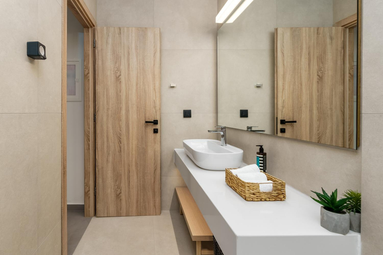 Bathroom 2, Kalma Luxury Villas, Peloponnese