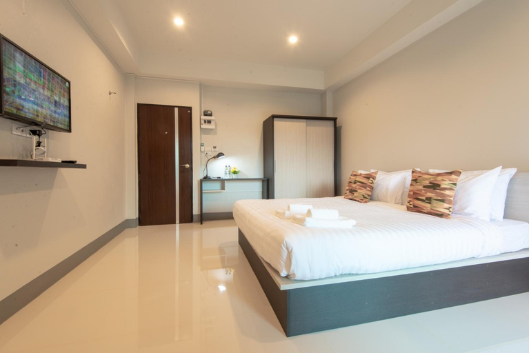 Bedroom 8