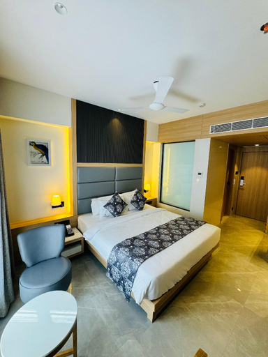 Bedroom 2, Instafeel Hotel, Thane