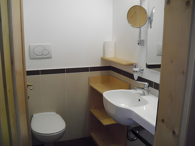 Bathroom 4, Hotel Innerhofer, Bolzano