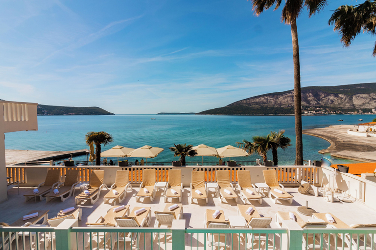 Food & Drinks 5, Hotel Vila Hedonija