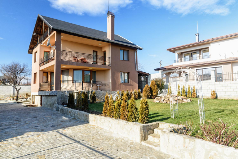Others 5, Villa Maja, Varna