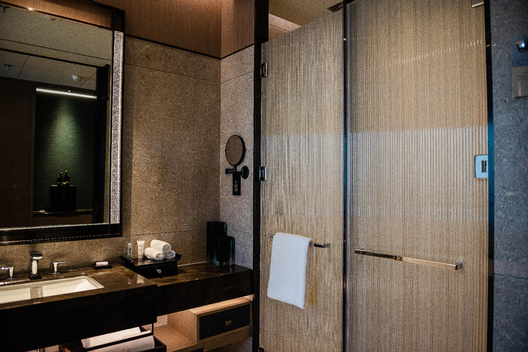 Bathroom 8