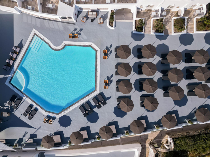 Sport & Beauty 2, Santorini Palace, South Aegean