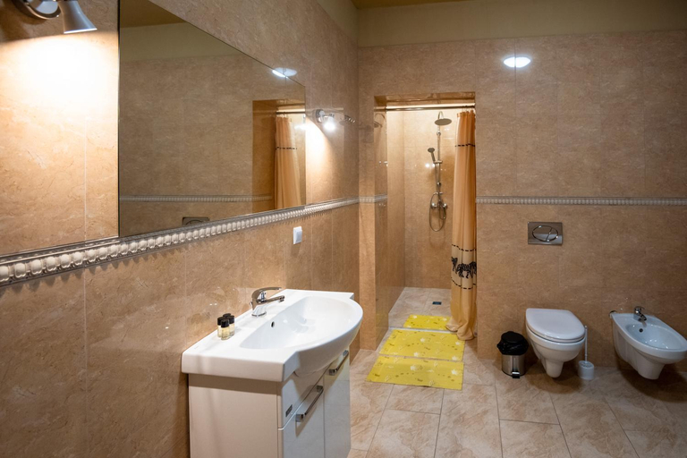 Bathroom 3, Rynek 7 - Apartamenty, Bielsko-Biała