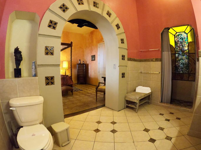 Bathroom 3, La Perla Hotel Boutique B&B, Guadalajara