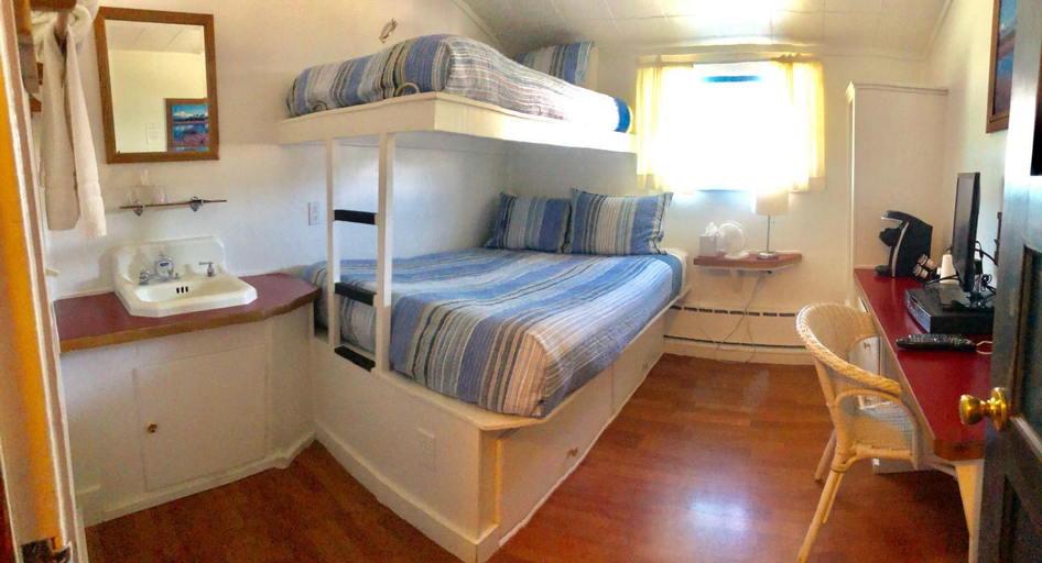 Bedroom 2, Driftwood Inn, Kenai Peninsula