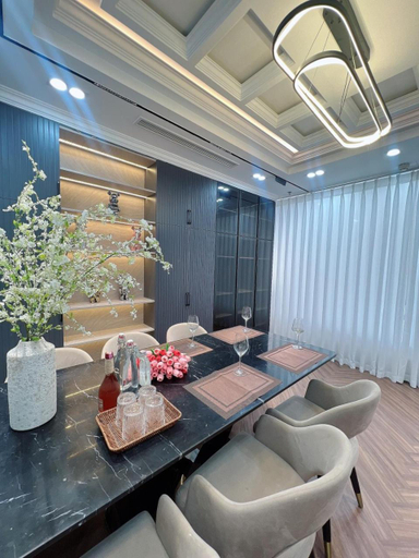 Others 3, LaLa Penthouse, Huế