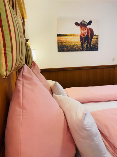 Bedroom 4, Altstadt Hotel Glockenhof, Rheingau-Taunus-Kreis