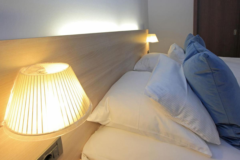 Bedroom 4, Hotel Schelf GmbH & Co. KG, Dithmarschen