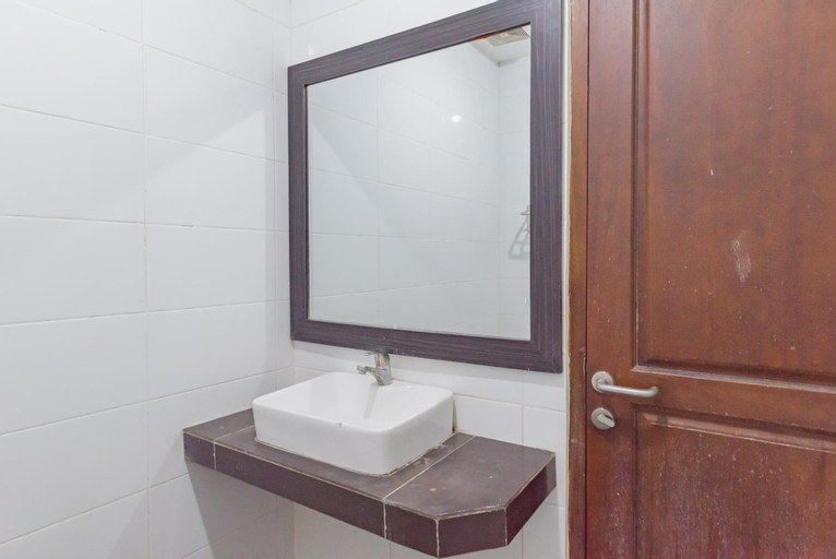 Bathroom 4