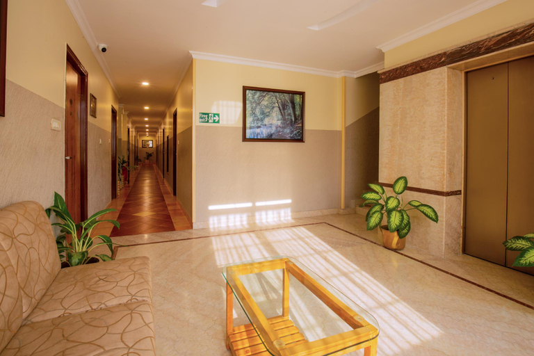 Public Area 3, Cross Roads Inn, Bangalore