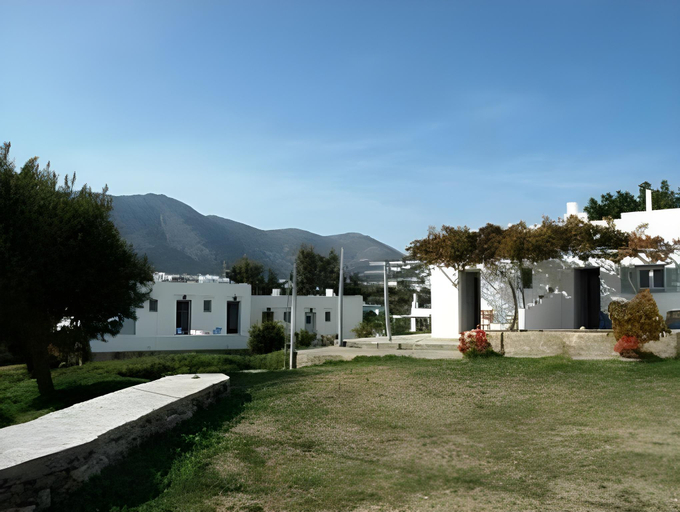 Others 5, Themonia, South Aegean