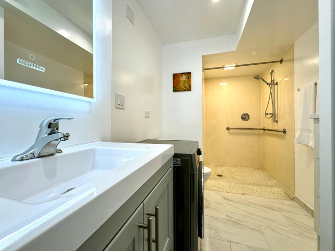 Bathroom 8