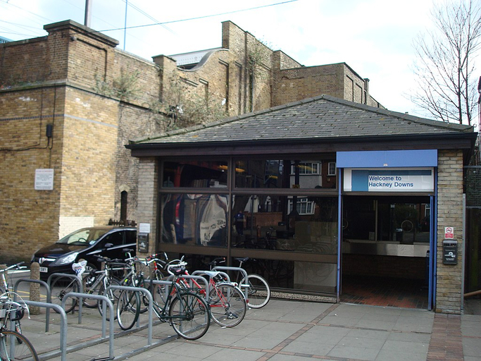Exterior & Views 2, Exclusive 1 bedroom Apartment in Hackney!, London