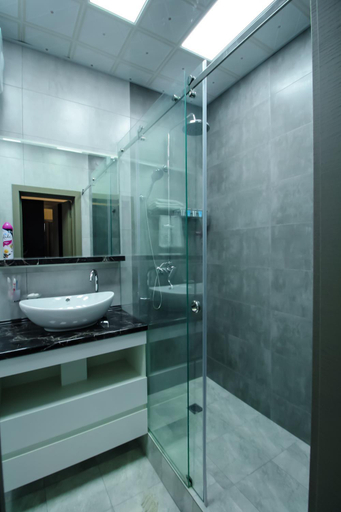 Bathroom 5, SAFIR BUSINESS HOTEL o, Rudaki