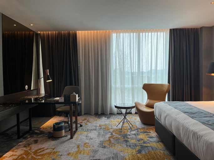 Bedroom 13