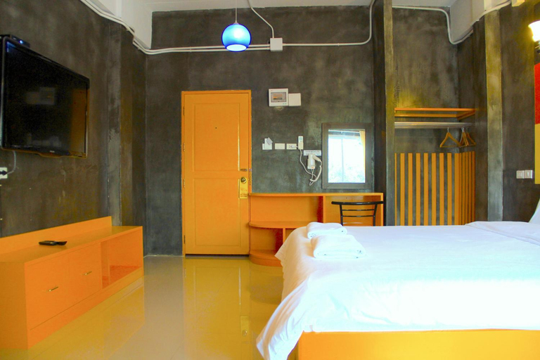 Bedroom 16