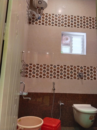 Bathroom 2, Red Stone Resort, Salem