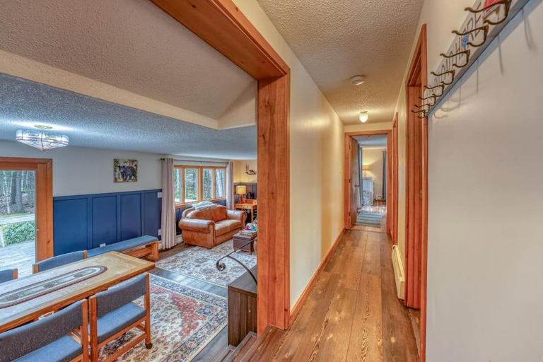 Bedroom 2, The Monk's Cottage-White Mountains, Pet Friendly, Grafton