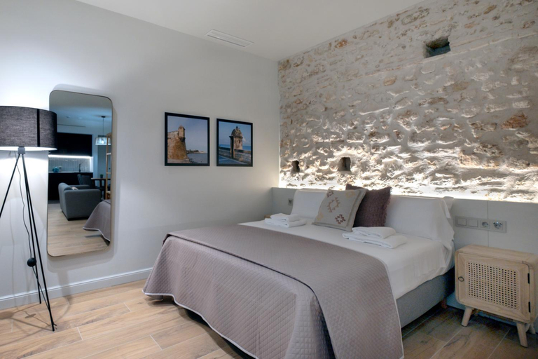 Bedroom, VILLAR Suites by Cadiz4Rentals, Cádiz