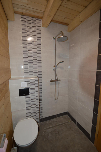 Others 5, Chalet Phoenix, Savoie