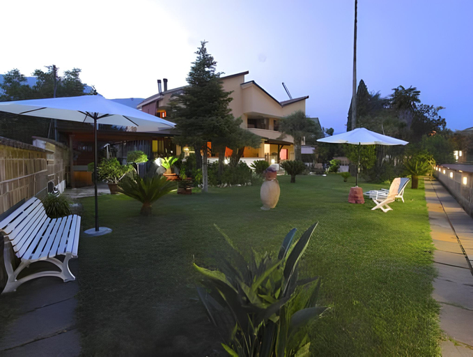 Others 3, La Magnolia B&B, Salerno