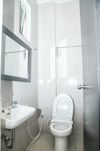 Bathroom 4