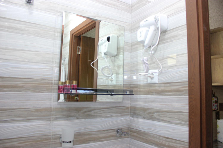 3, Apartment Izabella, Tbilisi
