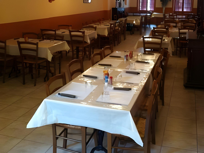 Food & Drinks 2, Hotel Des Arceaux, Landes