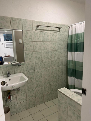 Others 2, B & B Suite Room, Roxas City