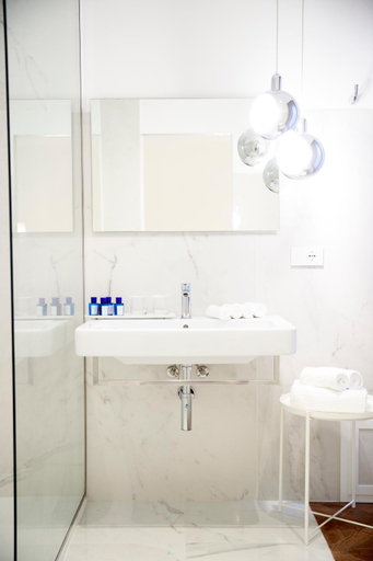 Bathroom 3, Tenuta Tropeano, Vibo Valentia