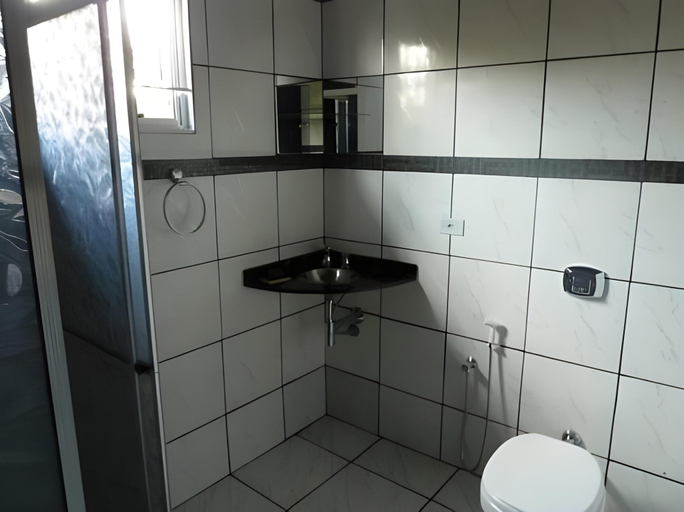 Bathroom 4, El Refugio, Foz do Iguaçu