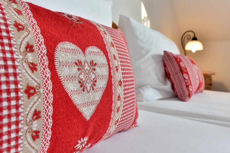 Bedroom 2, Landhotel Jungbrunnen, Vogtlandkreis