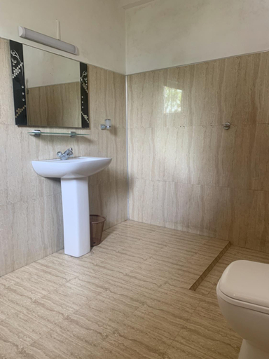 Bathroom 3, 360 Beach Residence, Negombo