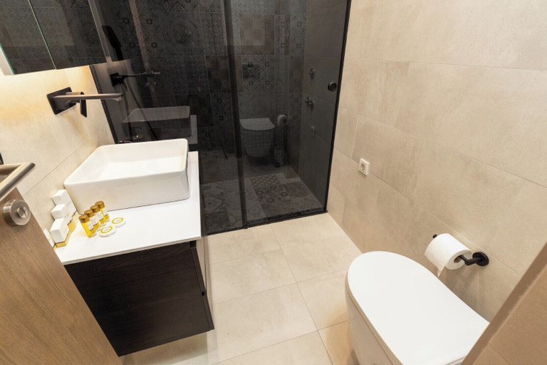 Bathroom 4, Hotel Vila Hedonija