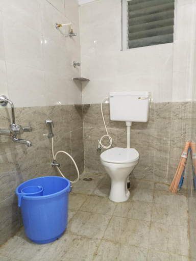 Bathroom 3, Sapphire Inn, Bangalore