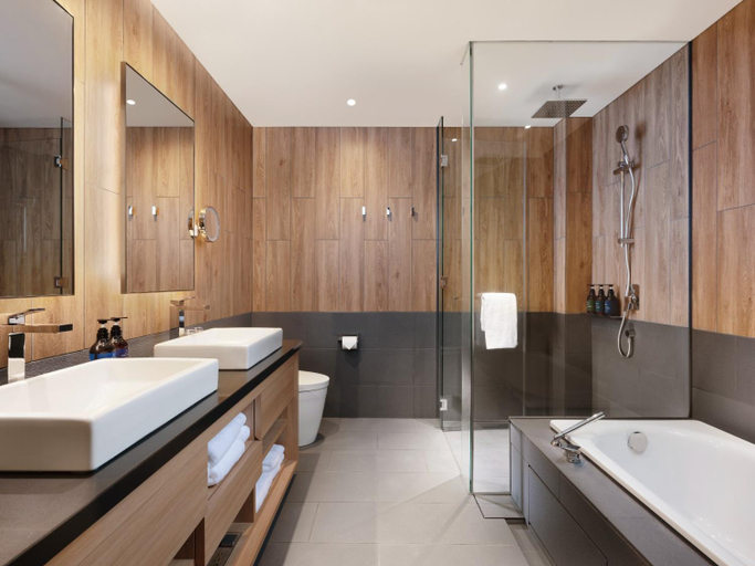 Bathroom 8