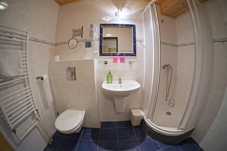 Bathroom 3, Hotel Kreta, Kutná Hora