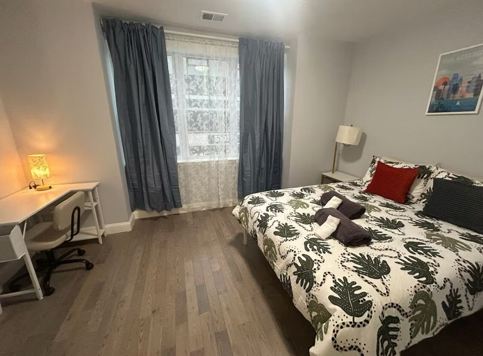 Cozy 2-3 Bedroom Apt in Center City, Philadelphia