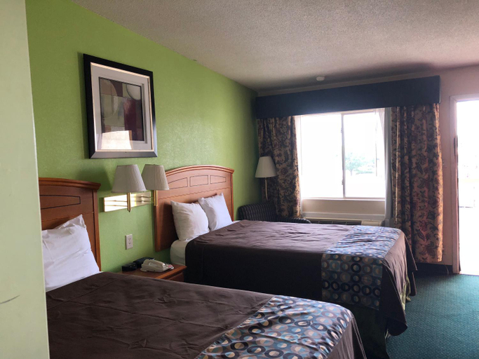 Others 5, Lone Star Inn, Lubbock